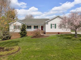 565 Free Hill Rd, Gray, TN 37615