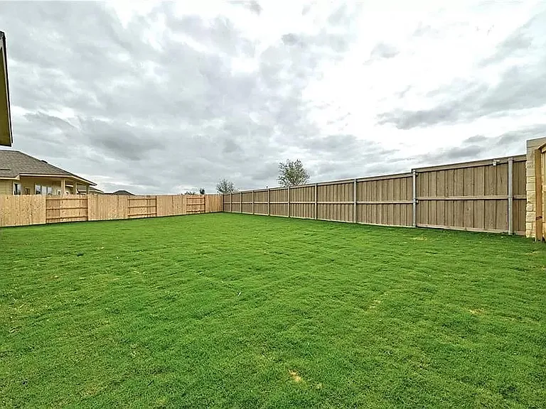 116 Joseph Hawkins Ln — Photo 27