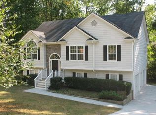 16 Robin Ct, Villa Rica, GA 30180