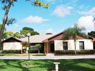6927 152nd Dr N, Palm Beach Gardens, FL 33418