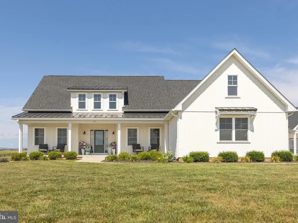111 Pomme Cir, Stephens City, VA 22655