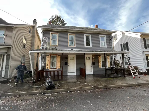 24 N 4th St, Halifax, PA 17032
