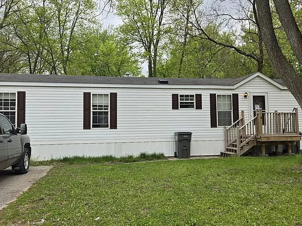 407 W 3rd St Lot 9, Janesville, IA 50647
