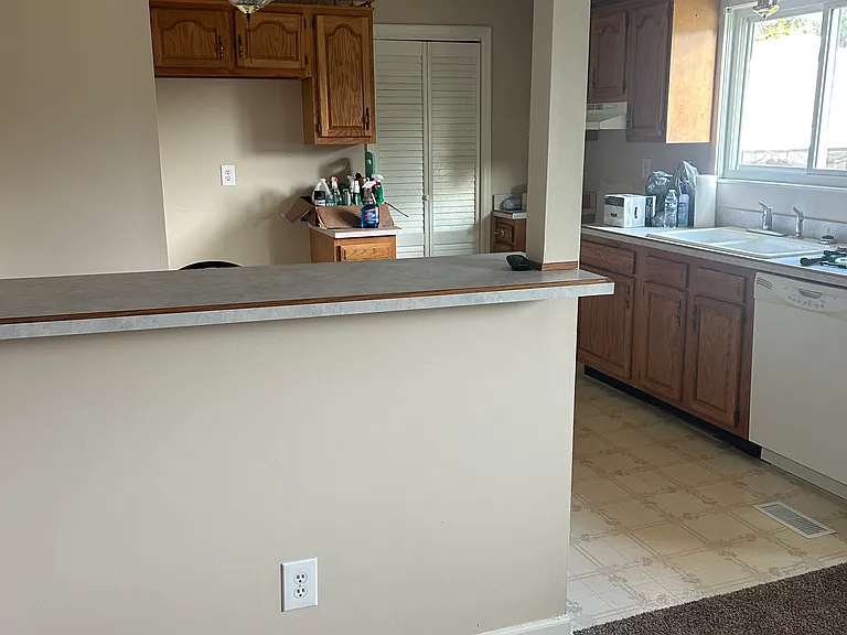 9800 Stanalouise Dr — Photo 5