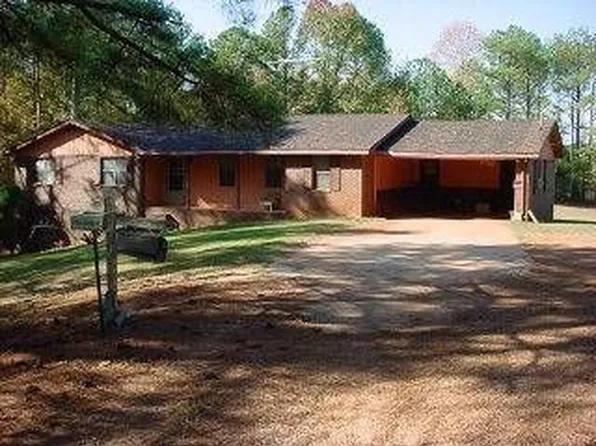 250 Hardwood Ln, Carrollton, GA 30116