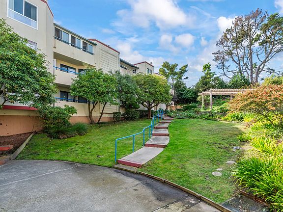 3rd image of 1551 Southgate Ave APT 127