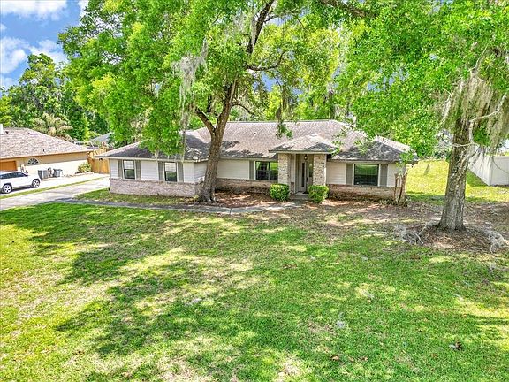 3rd image of 5141 SE 36th Ave