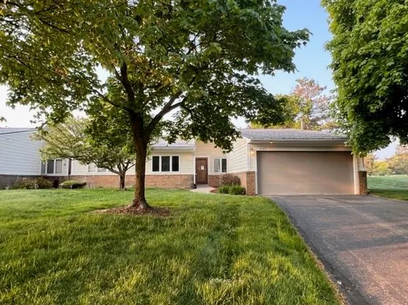 35325 Hillside Dr, Farmington, MI 48335