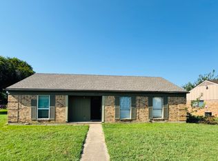 10818 Sunnydale Dr, Dallas, TX 75217