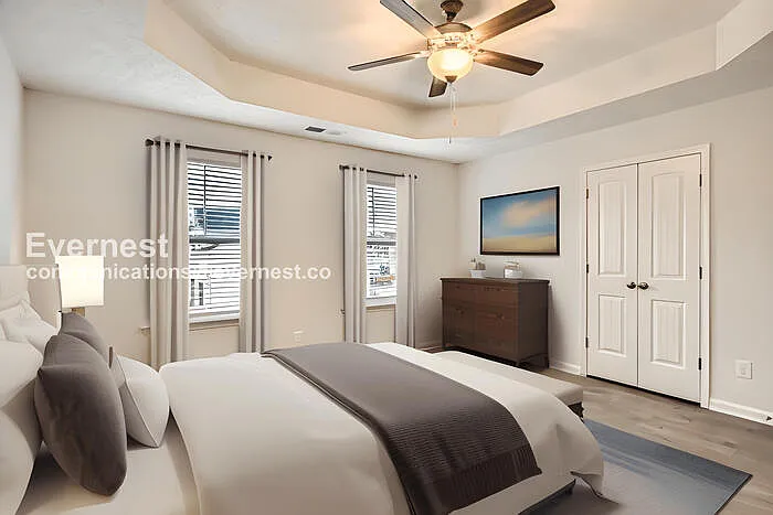 3 bed, 2.5 bath, 1320 sqft, $1,725 — Photo 2