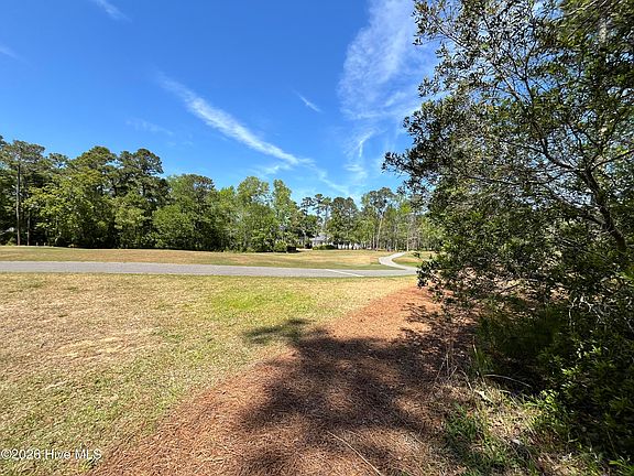 5th image of 372 Laurel Valley Dr