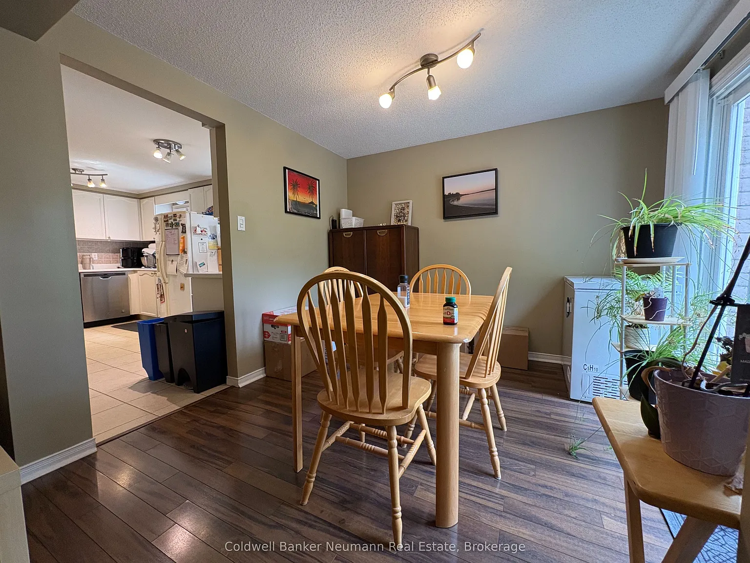 3 bed, $2,850 — Photo 4