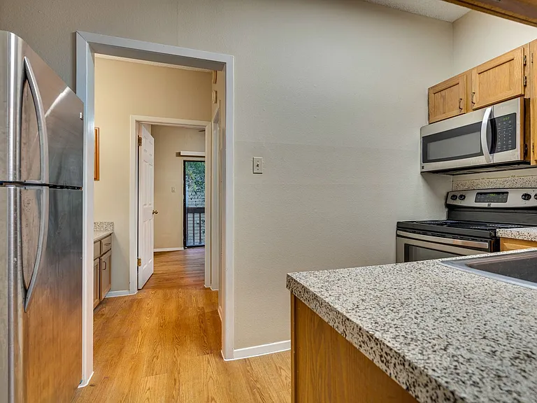 2210 Pearl St #203 — Photo 14