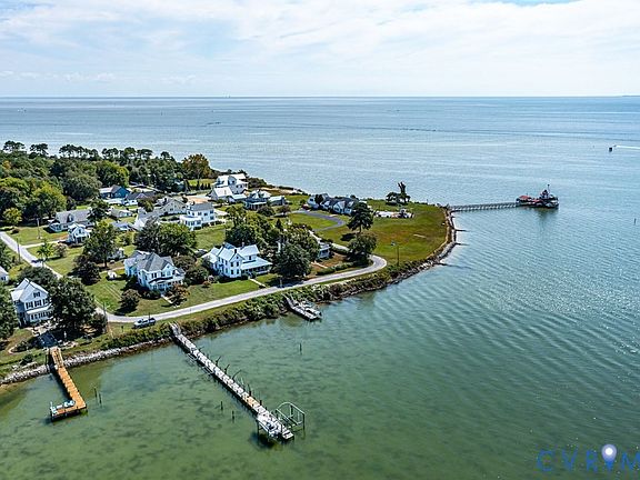 4th image of 218 Fleeton Point Cir