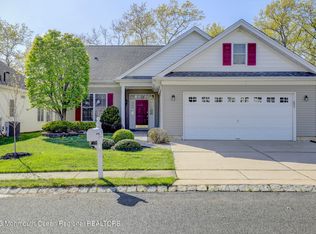 20 Bay Hill Rd, Jackson, NJ 08527