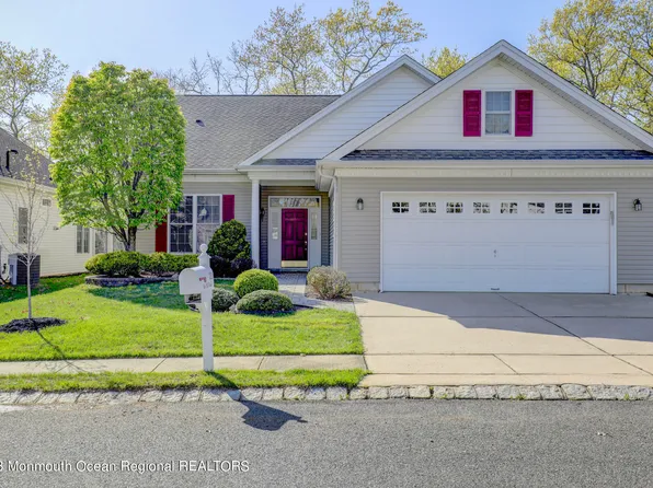 20 Bay Hill Road, Jackson, NJ 08527