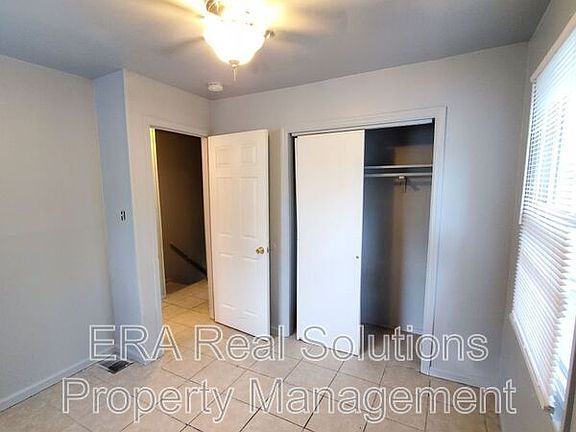 5th image of 797 Valerie Ln