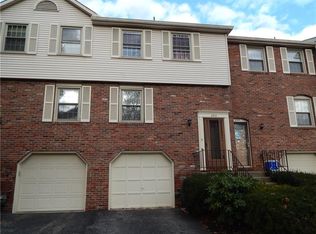 283 Scott Ln, Venetia, PA