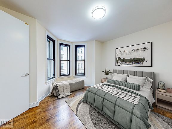 4th image of 1045 Lexington Ave #3