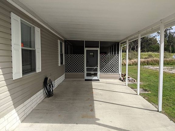 3rd image of 1128 Mohican Trl
