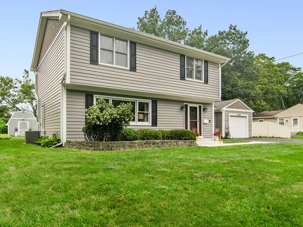 2805 Oriole Ln, Rolling Meadows, IL 60008