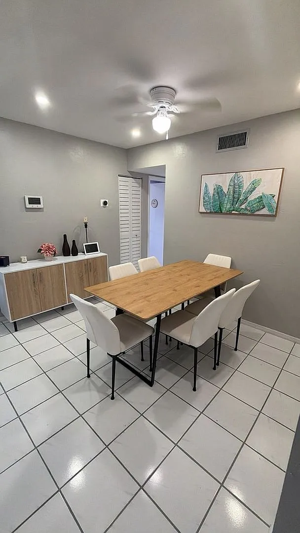 Open House Sun 11am | Move-In Special | Charming 2br Kendale Lakes $2,000 First 2 Months — Photo 2