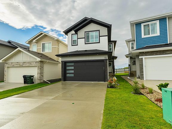 3rd image of 15 Ashbury Cres
