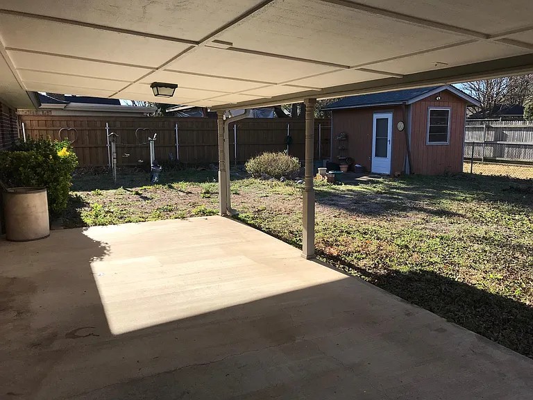 1432 Inglewood Dr — Photo 4