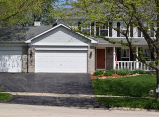 404 Bree Dr, Poplar Grove, IL 61065