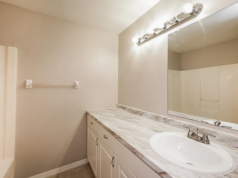 719 Rue Labeau Cir — Photo 15