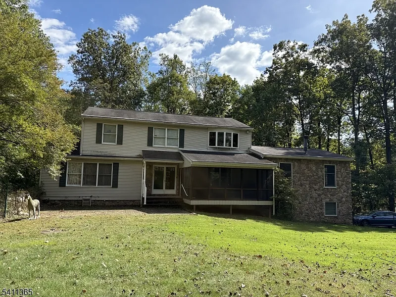 439 Long Hill Rd photo 1