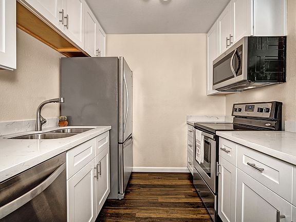 5th image of 12515 NE 132nd Ct APT A306