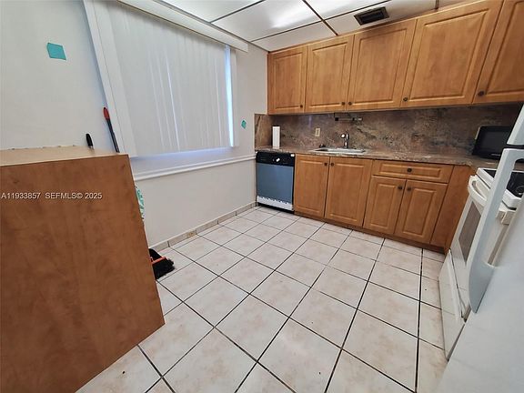 3rd image of 13355 SW 9th Ct APT 101H