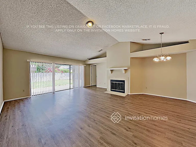 566 S Sundance Dr — Photo 4
