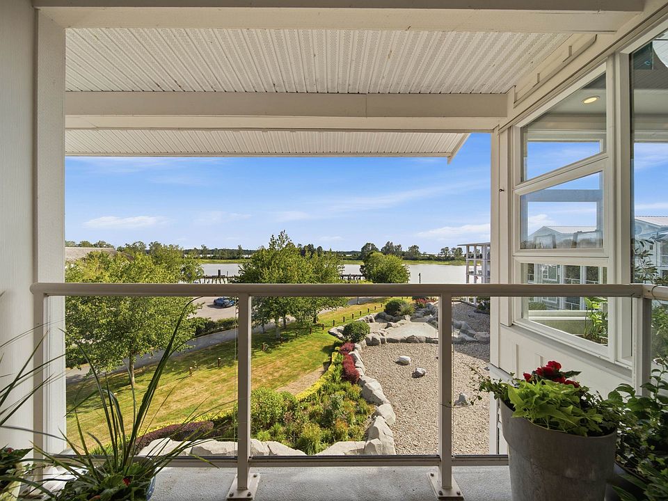 1st image of 4600 Westwater Dr #404