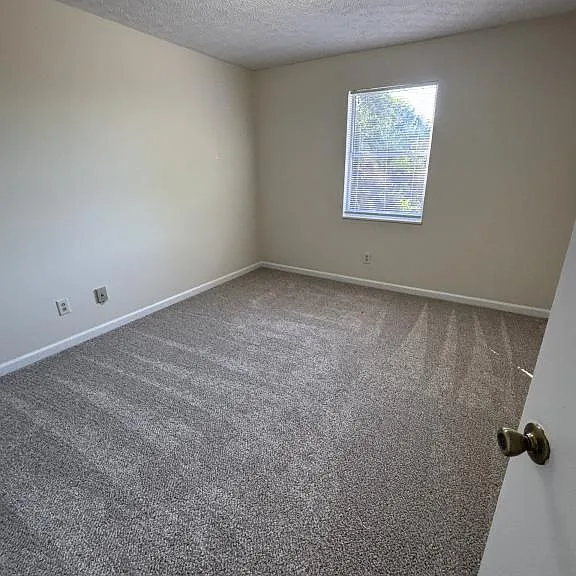 303 Farside Dr #5 — Photo 15