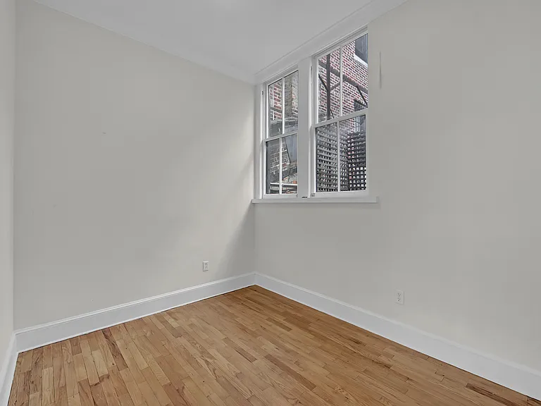 127 E 69th St #PENTHOUSE — Photo 8