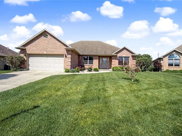 207 Quail Run Ct, Carlisle, OH 45005