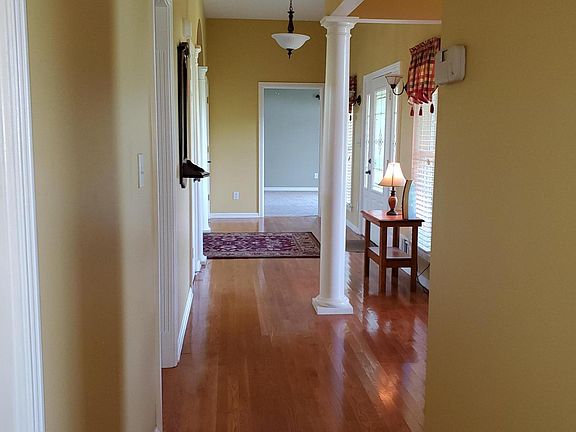 5th image of 255 Apple Ln