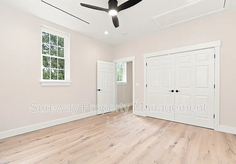5565 Pennell Rd #1 — Photo 8