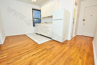 Rented by Genik Group Corp