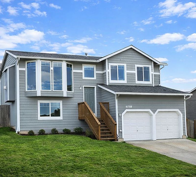 1st image of 3025 72nd Ave NE
