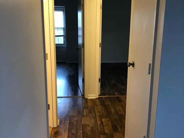 904 Plaza Dr #11 — Photo 16