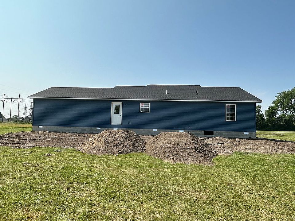 2nd image of 162 Cypress Ln