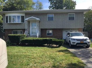 65 Fillmore Ave, Deer Park, NY 11729