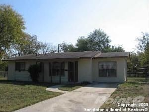 1st image of 4334 Ullman Dr
