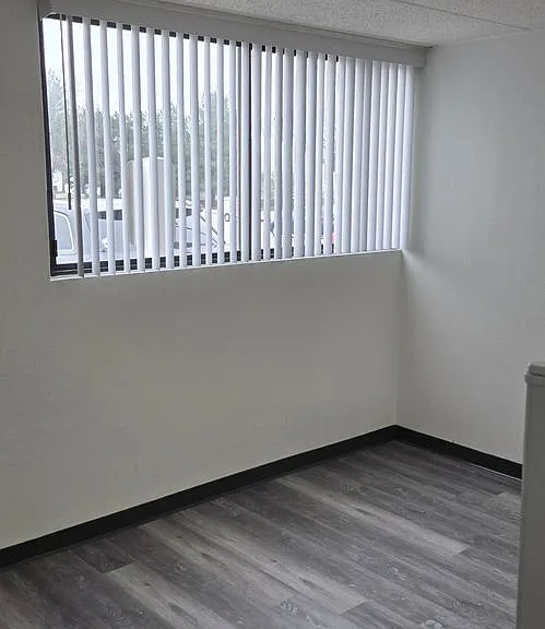 The McCoy at 8035 Apartments - Clive — Photo 23