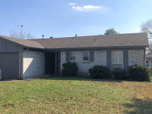 5500 Dublin Ct, North Richland Hills, TX 76180