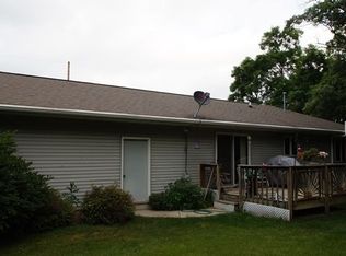 452 E Marquette St, Berlin, WI 54923