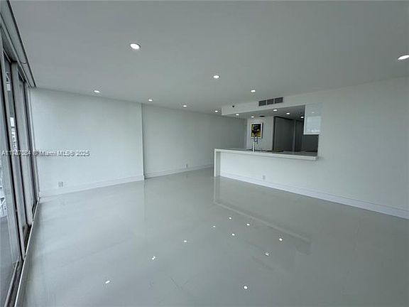 5th image of 7601 E Treasure Dr APT 2305